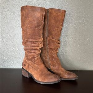 Born Suede Boots (7.5)
